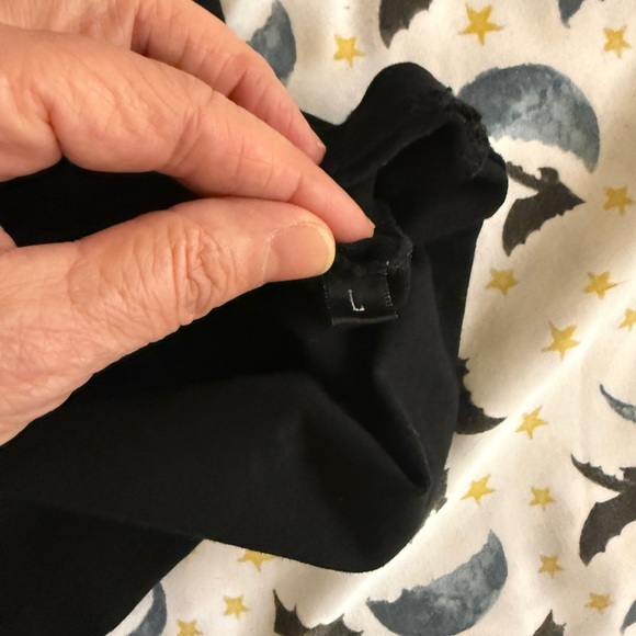 HO7S Jade the Libra Halloween Skeleton Graphic T-Shirt Size Large - Picture 3 of 4